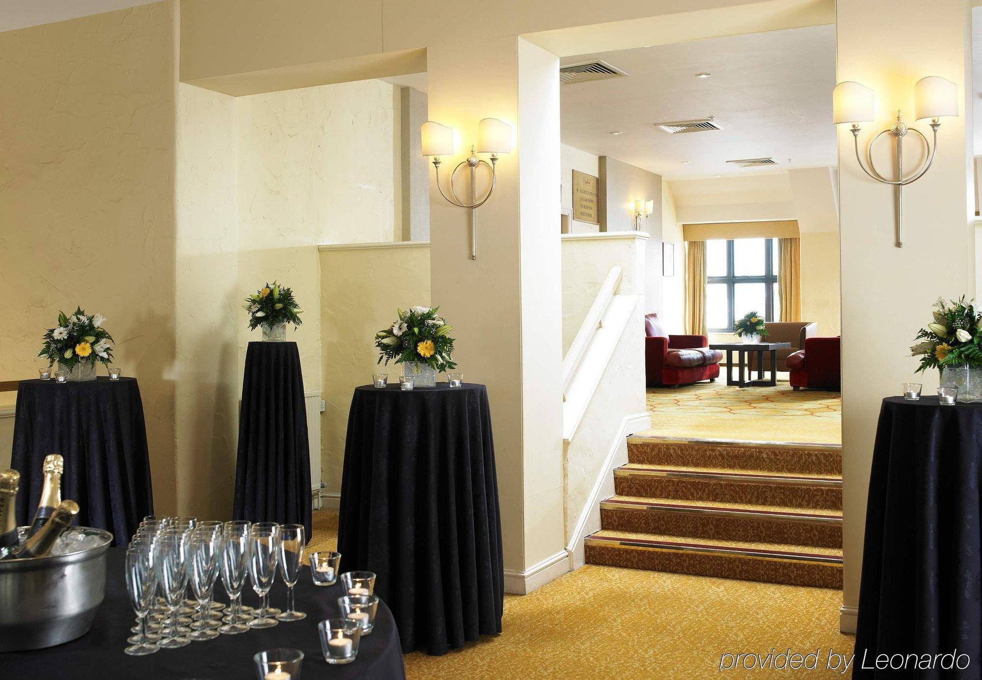 ฟอเรสต์ ออฟ อาร์เดน แมริออท โฮเต็ล แอนด์ คันทรี คลับ Hotel แมร์ริเดน ร้านอาหาร รูปภาพ